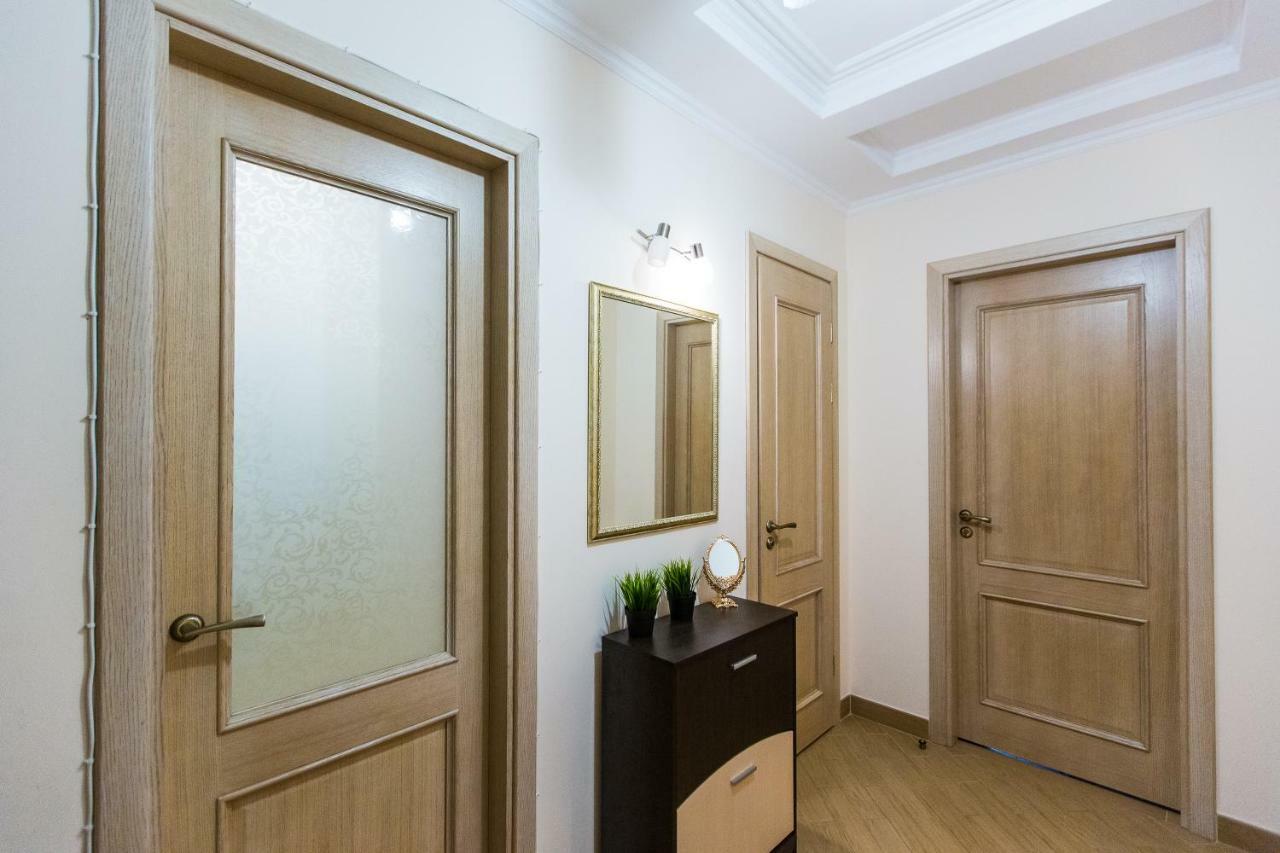 3 Rooms Apartments In The City Centr Lviv Luaran gambar