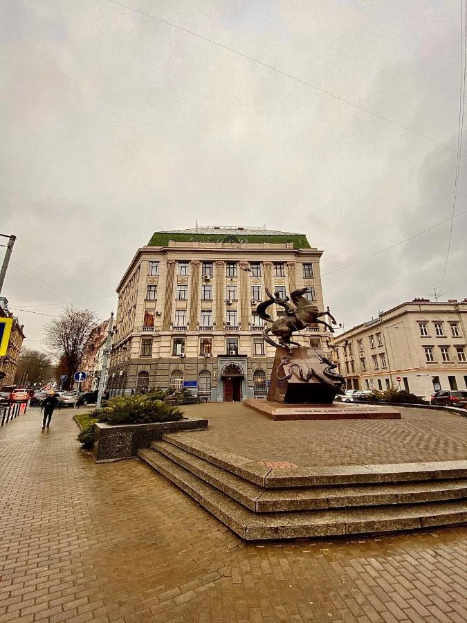 3 Rooms Apartments In The City Centr Lviv Luaran gambar